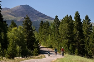 Family Biking in Breckenridge